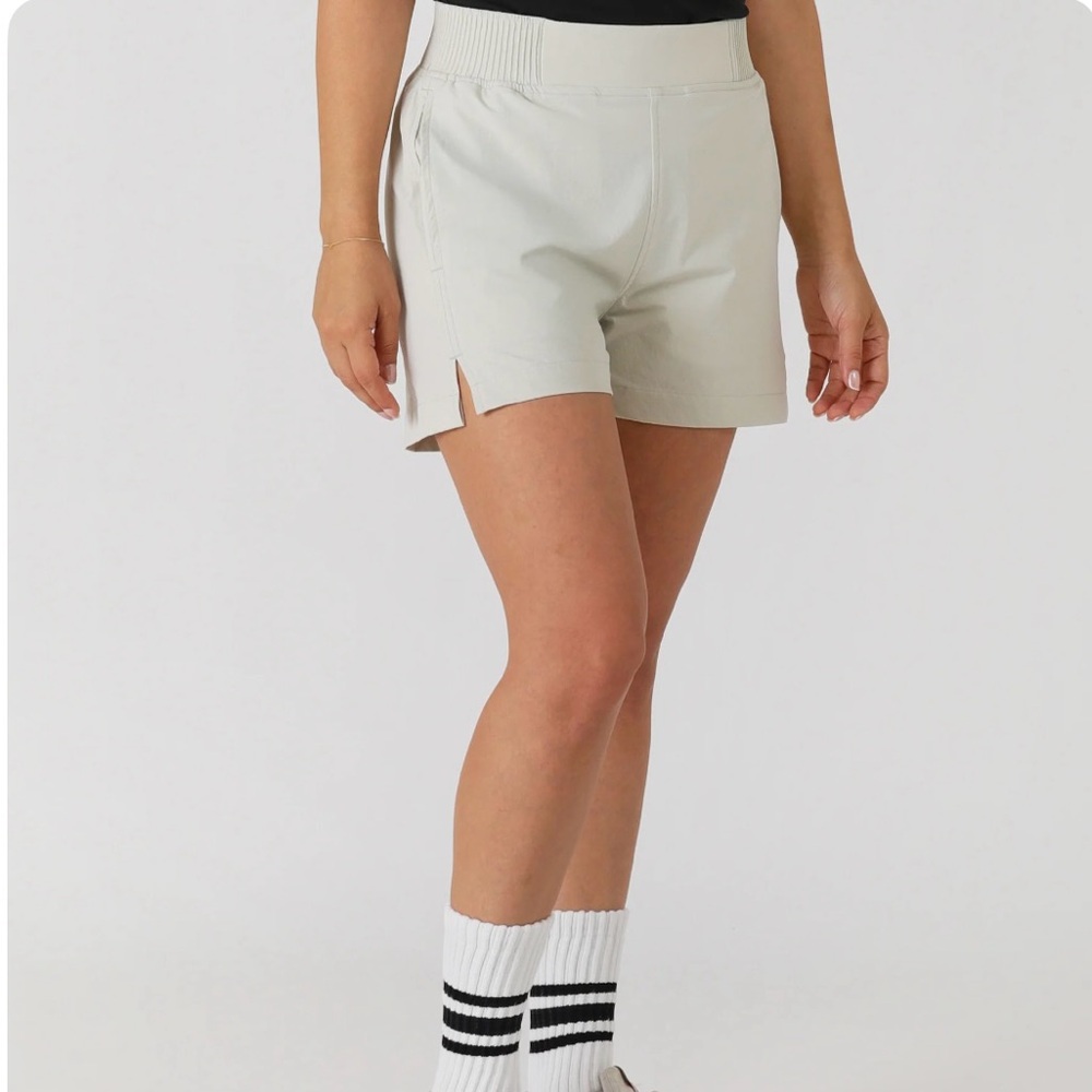 Glyder Charlotte pull on Shorts